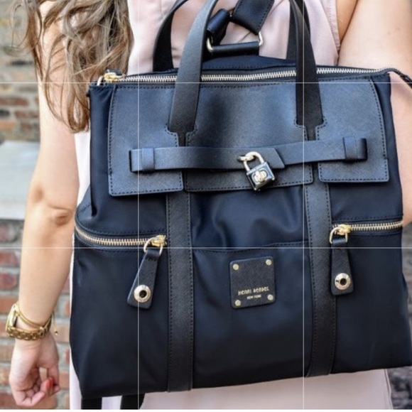 Henri Bendel Black Jetsetter Quilted Nylon Leather Convertible Backpack/Purse - Picture 6 of 15